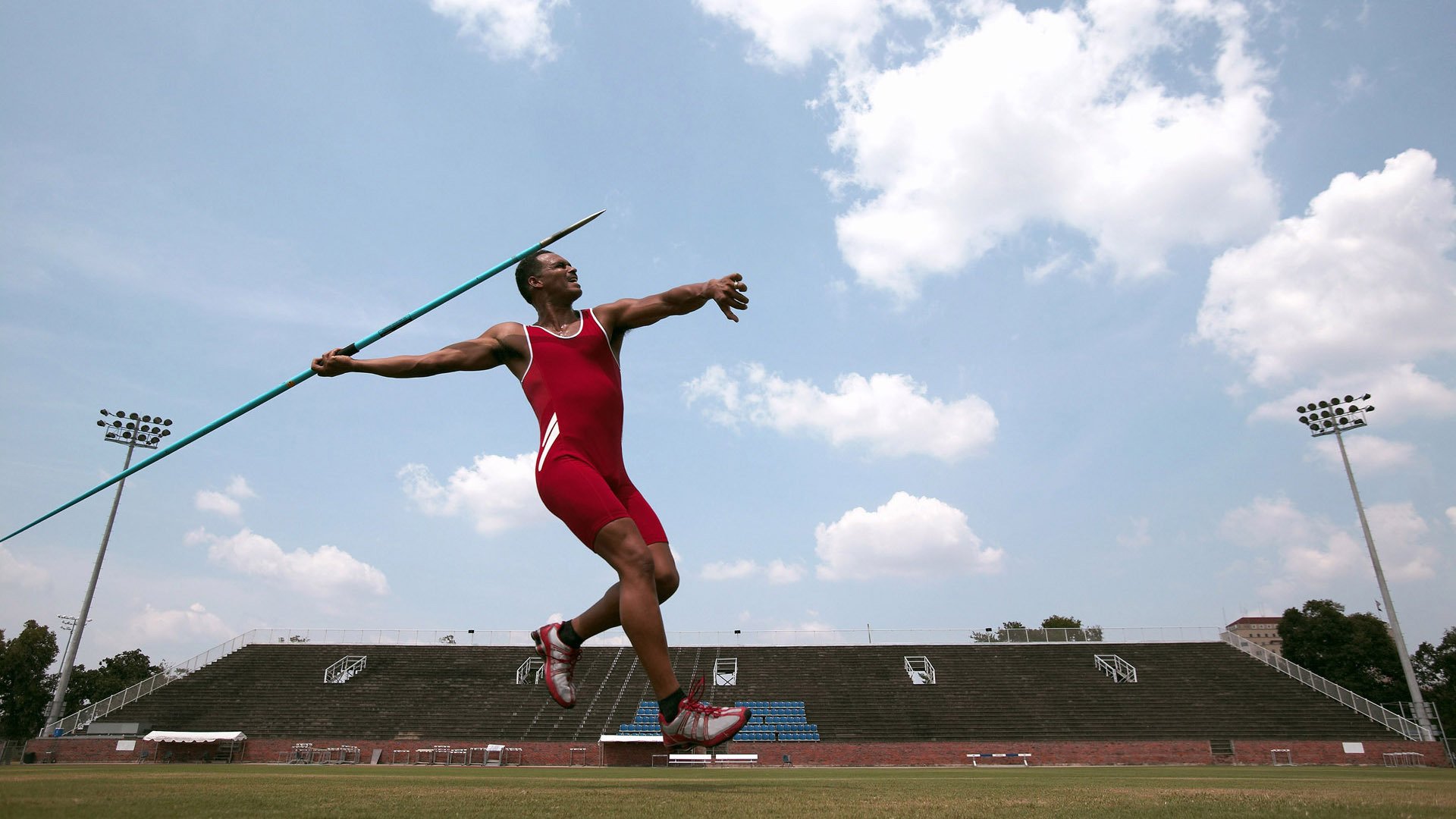 世界漂流锦标赛，水流惊险刺激引人入胜，世界漂流最好玩的地方