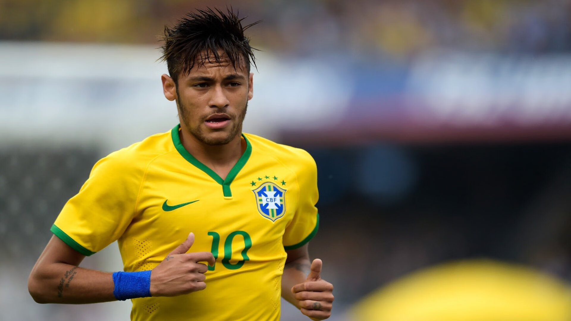 赛场“快闪”战术：变革中的欧冠足球，快闪联赛